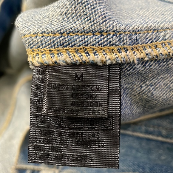 Liz Wear Blue Denim Vintage Vest Women's Size Medium Button Down  with P… - Picture 9 of 10